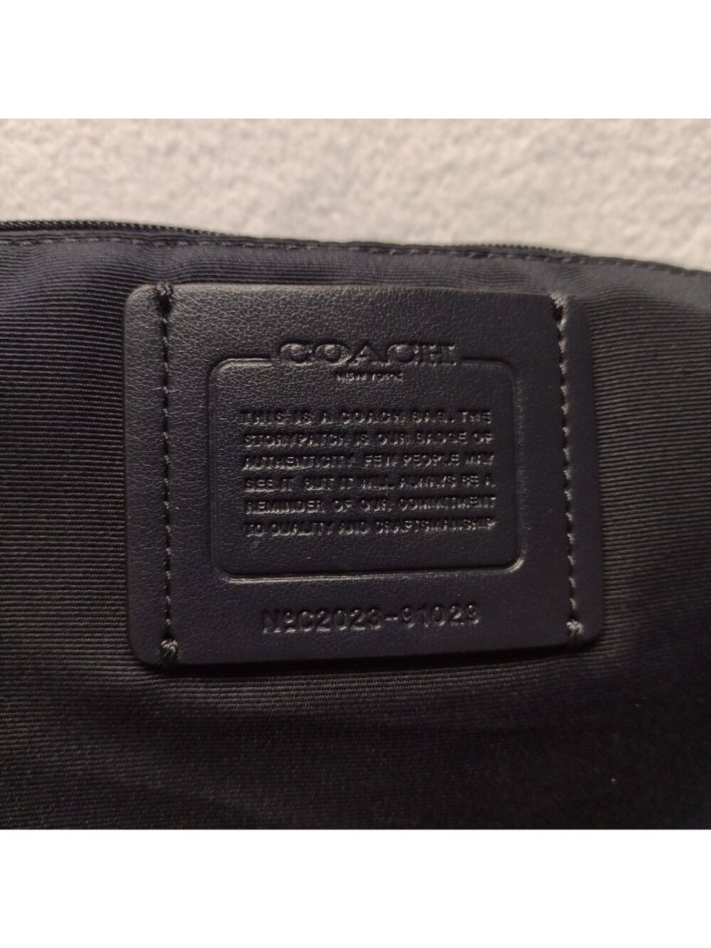 Coach Chelsea Hobo Bag in Navy Pebbled Leather High Quality Purse - Picture 7 of 11